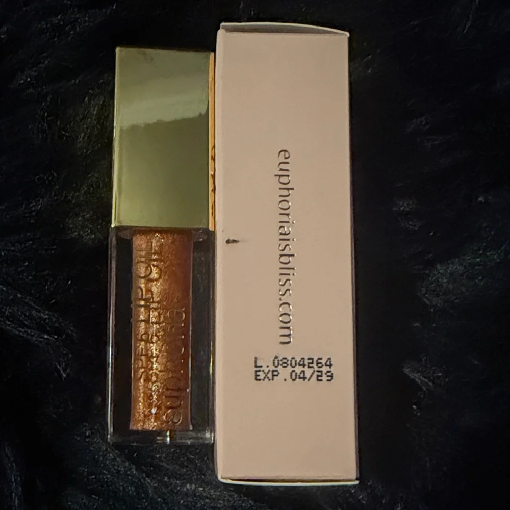 Euphoria Sunglow Bronze Lip Oil - Pistachio & Caramel (Bronze)